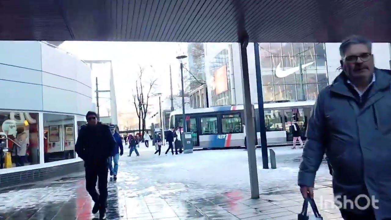 Snowfalls in Rotterdam city center@ I 💕 Holland the Netherlands 🇳🇱