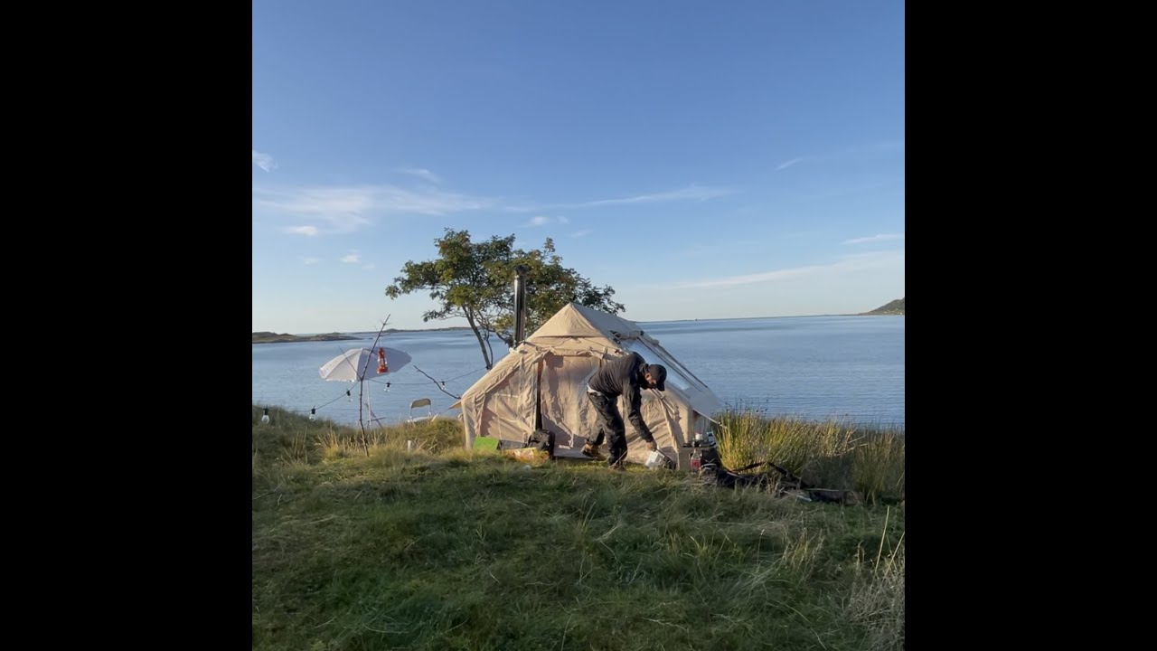 التخييم وحيدا في جزيرة نرويجية مهجورة وسط البحر | Solo Camping on an Abandoned Island in Norway