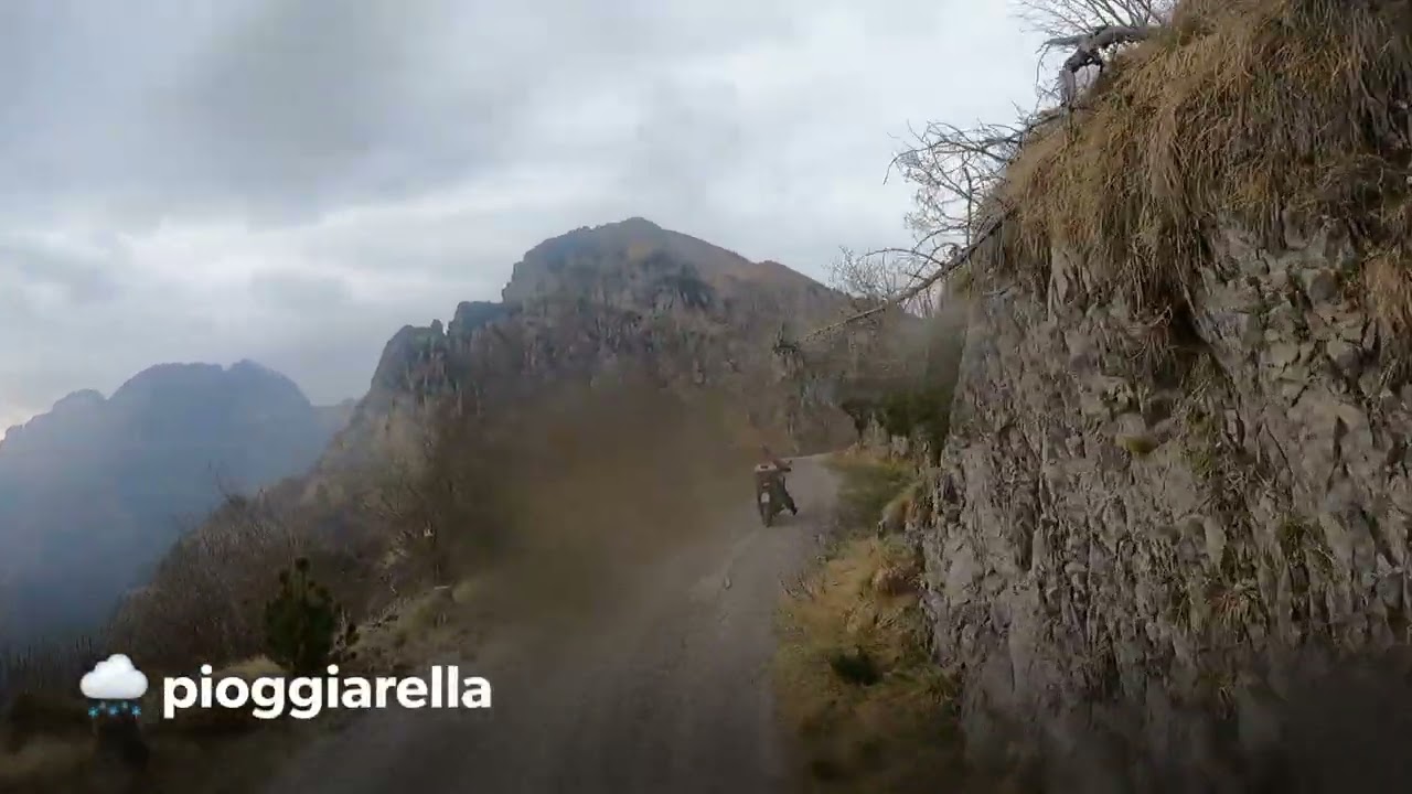 Dal passo Baremone al Maniva in moto  (bloccati x neve) 30/04/2022.
