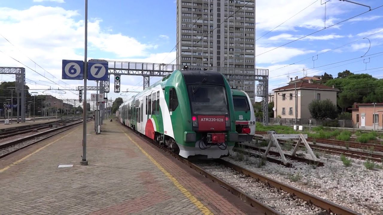 PESA we Włoszech, ATR220-028 Ferrovie Emilia Romagna, Rimini