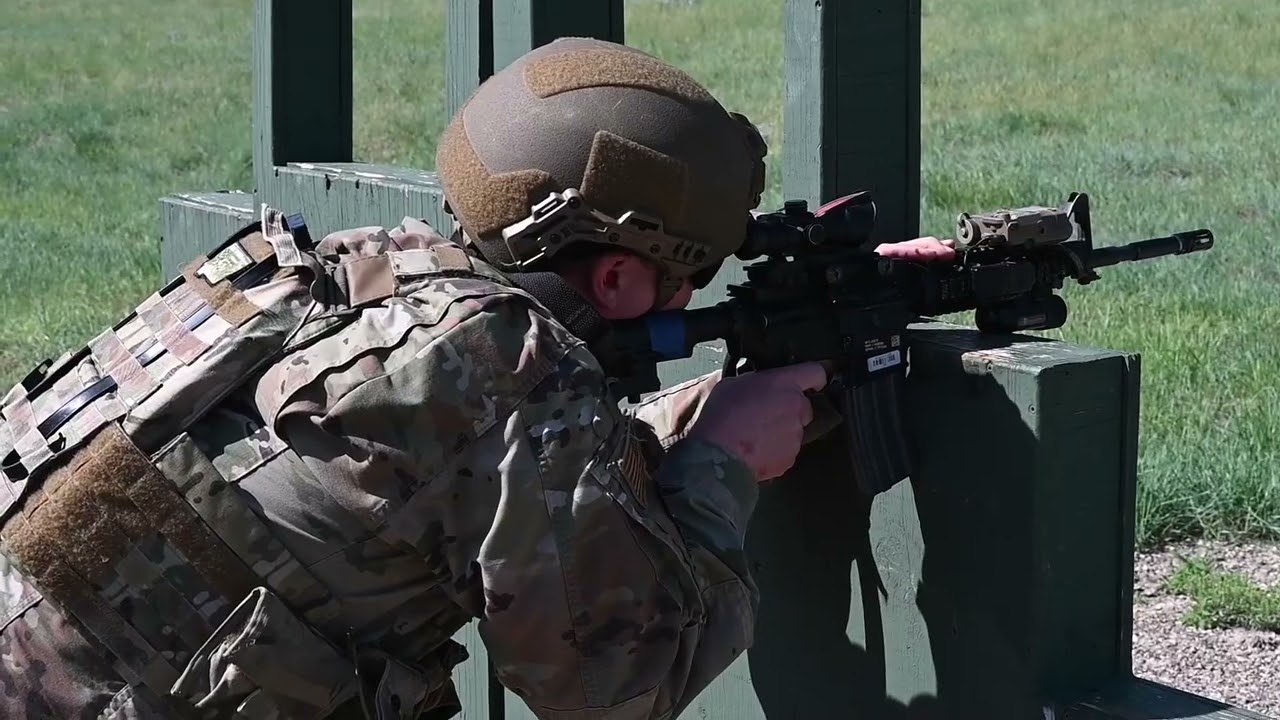 M16 live fire training - US Army