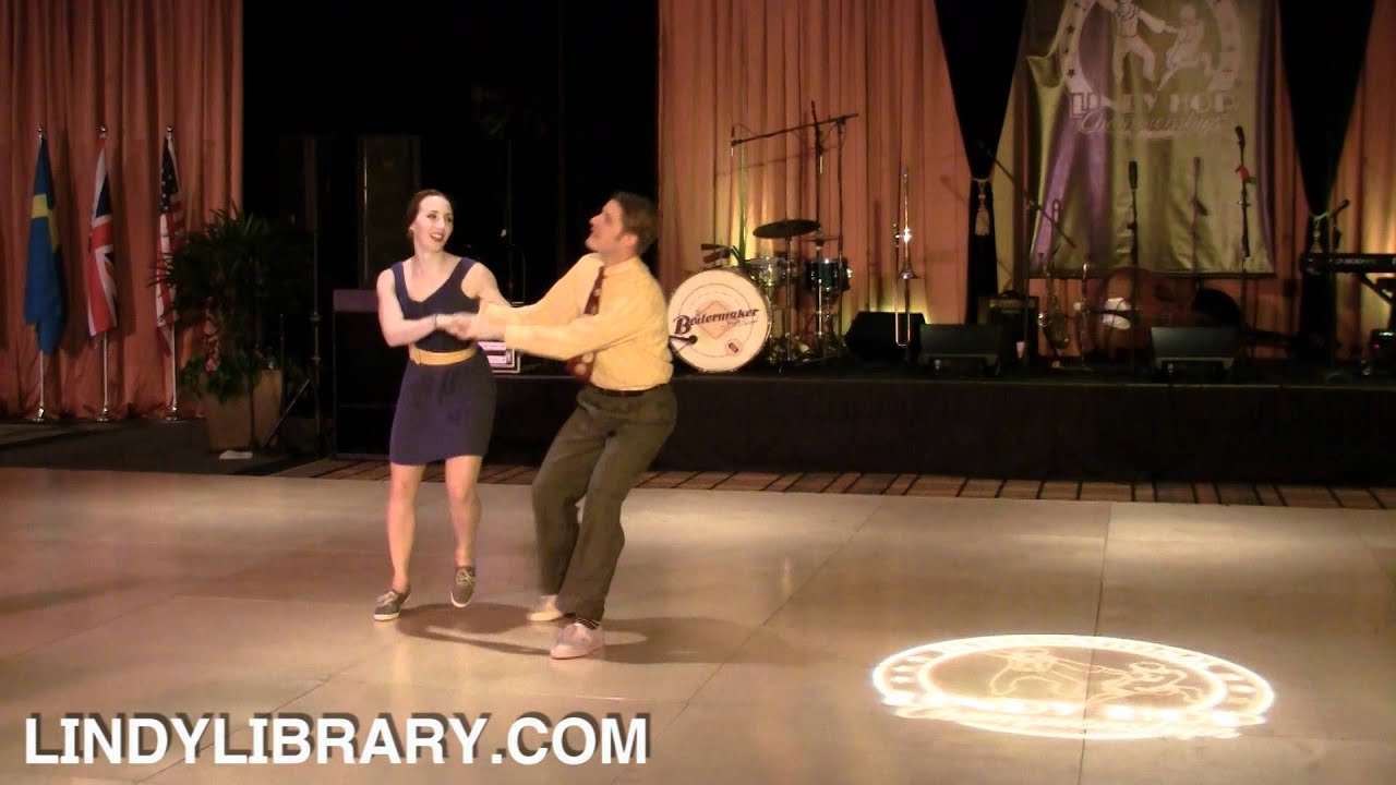 ILHC 2011 - Mike Roberts & Laura Glaess - Classic Lindy Hop Routine