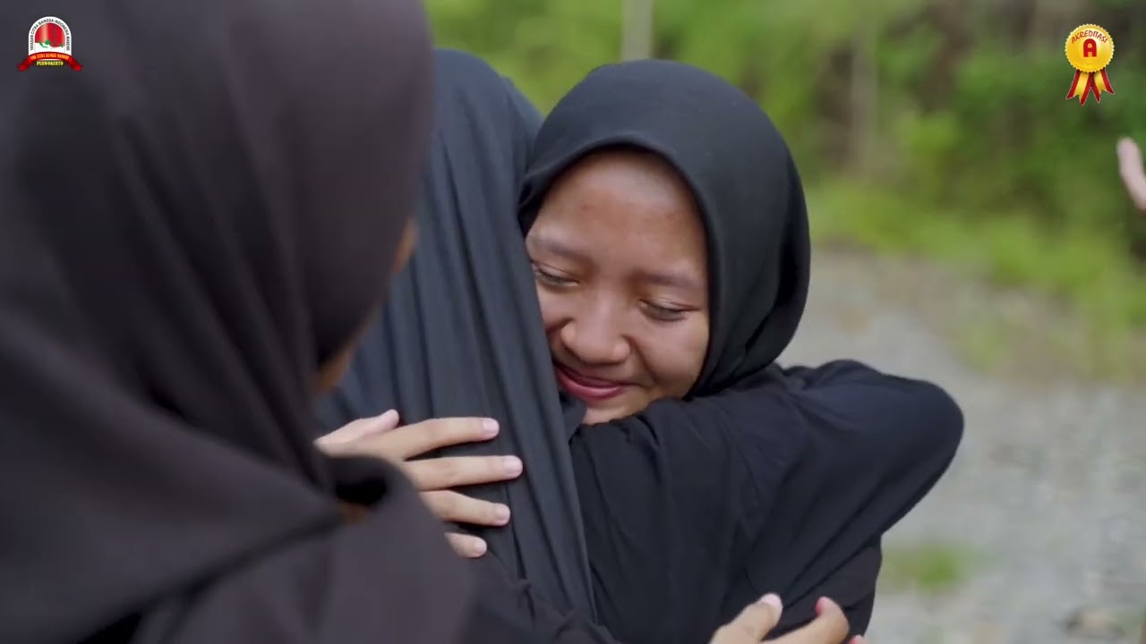 PERPISAHAN ANGKATAN Xll , || LUMOS GENERATION .