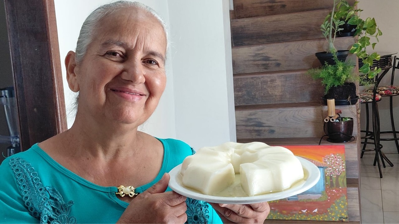 Manjar de Coco com Licor de Folha de Figo