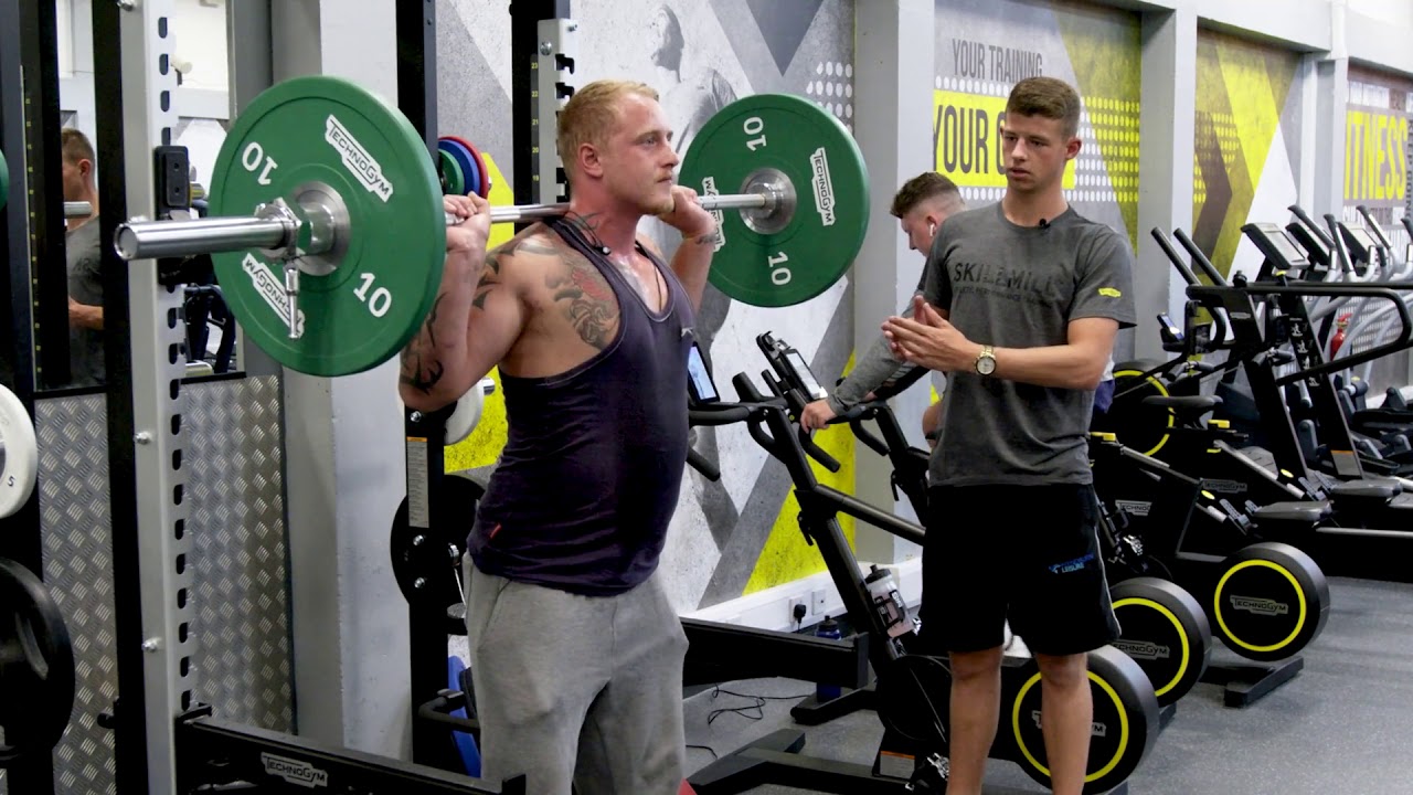 How to use the Technogym Half Rack