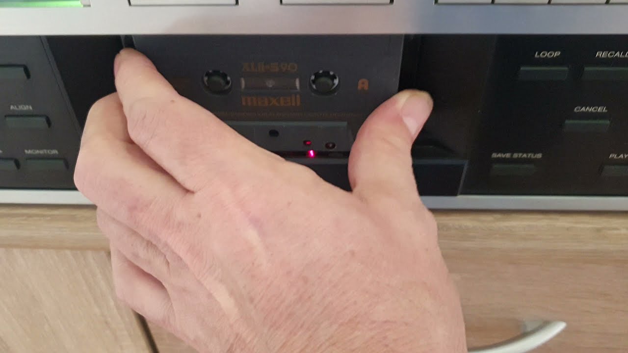 Nakamichi CR 4 vs. ReVox B215