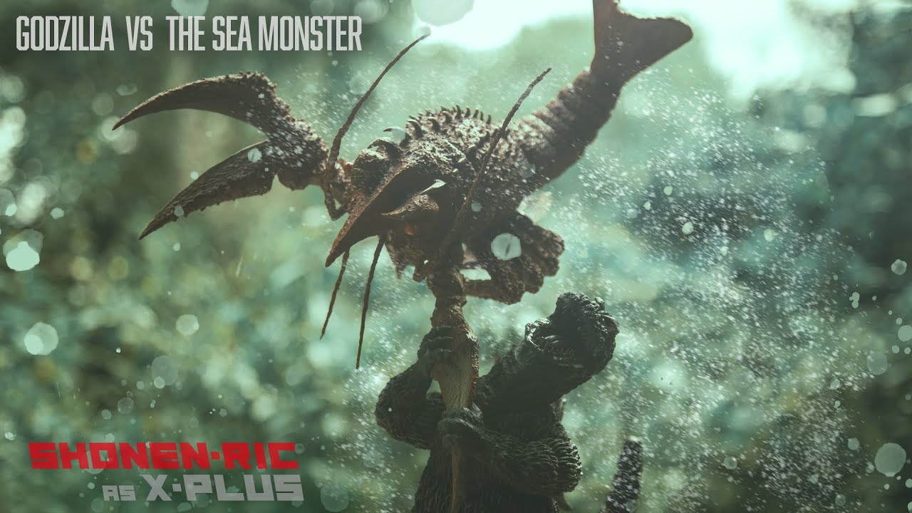 X-Plus FAVORITE SCULPTORS LINE Great Battle of the South Sea Godzilla vs. Ebirah Set RIC Exclusive