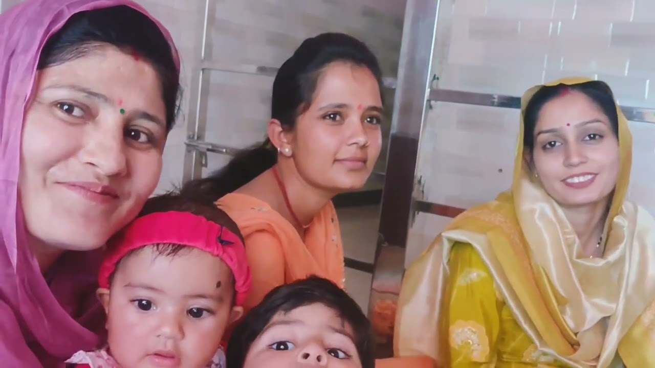  आज का पूरा व्लॉग मंदिर में भजन और 6 महीने की बेटी ने किया डांस  #viral #vlog#family 