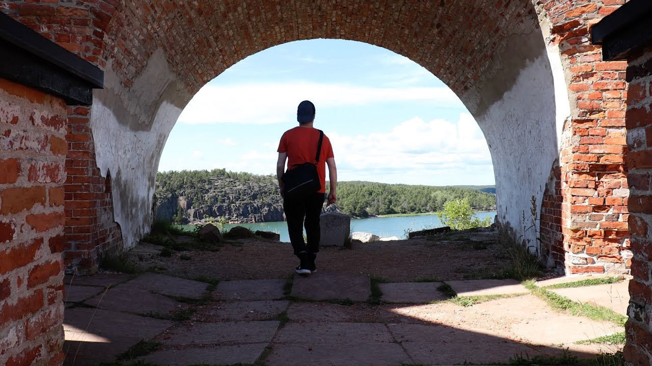 Raunioita, historiaa ja n&auml;k&ouml;alakallio &ndash; Bomarsund (15.07.2024) (VS24 / j09)