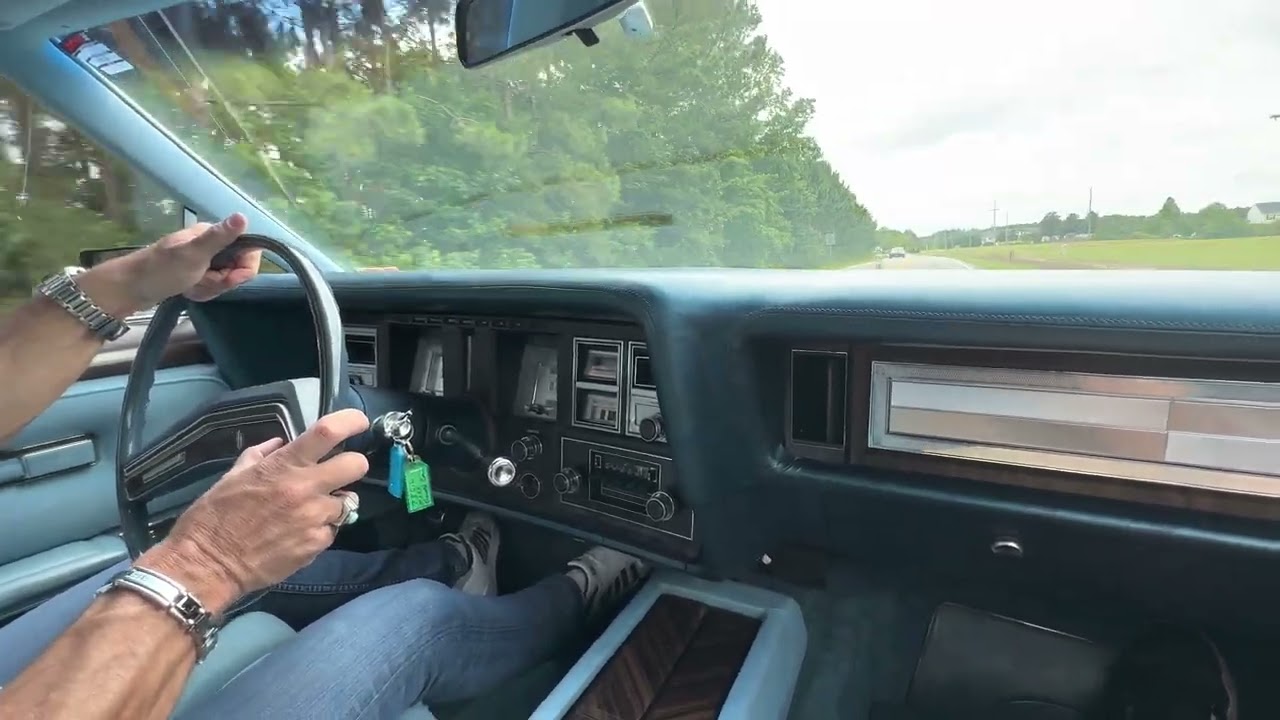 Видео вождения Lincoln Mark V в честь бриллиантового юбилея! 6900 оригинальных миль!