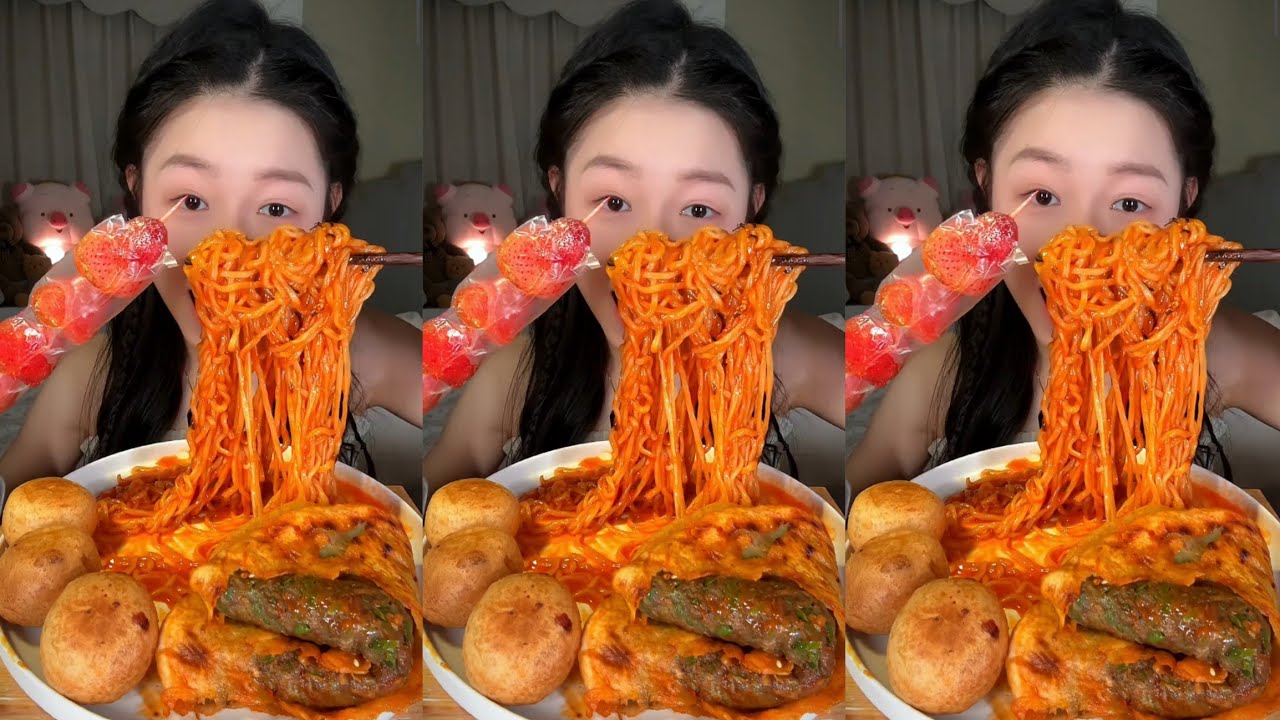 Eat spicy 🔥 🥵 noodles 🍜 with eggs 🤤 🥚 