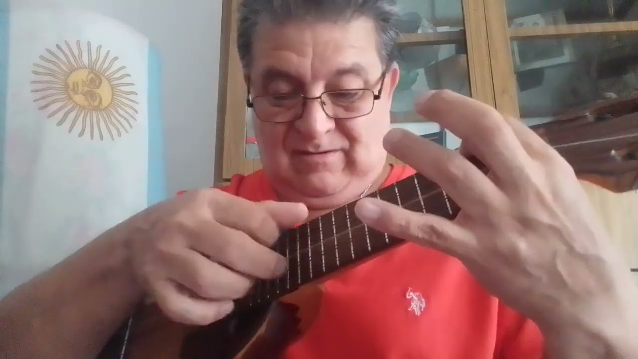 Pa'Bailar...autor..Gustavo Santaolalla.  Intérprete Carlos Yaco charanguista Quilmeño.