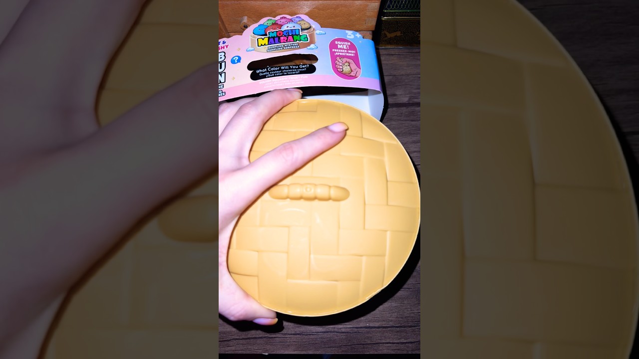 New Dumpling! 🧡🧡🧡🧡 #fypシ #dumplings #shortvideo #golden #squishy 🫶🏼🧡🧡