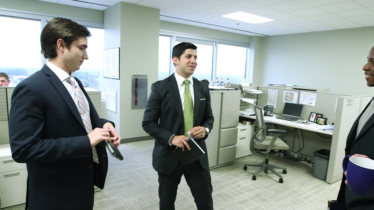 День из жизни стажёра | Northwestern Mutual Careers