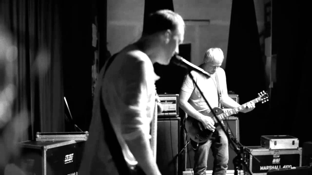 Pienvedēja Piedzīvojumi – Es esmu maniaks (LIVE)