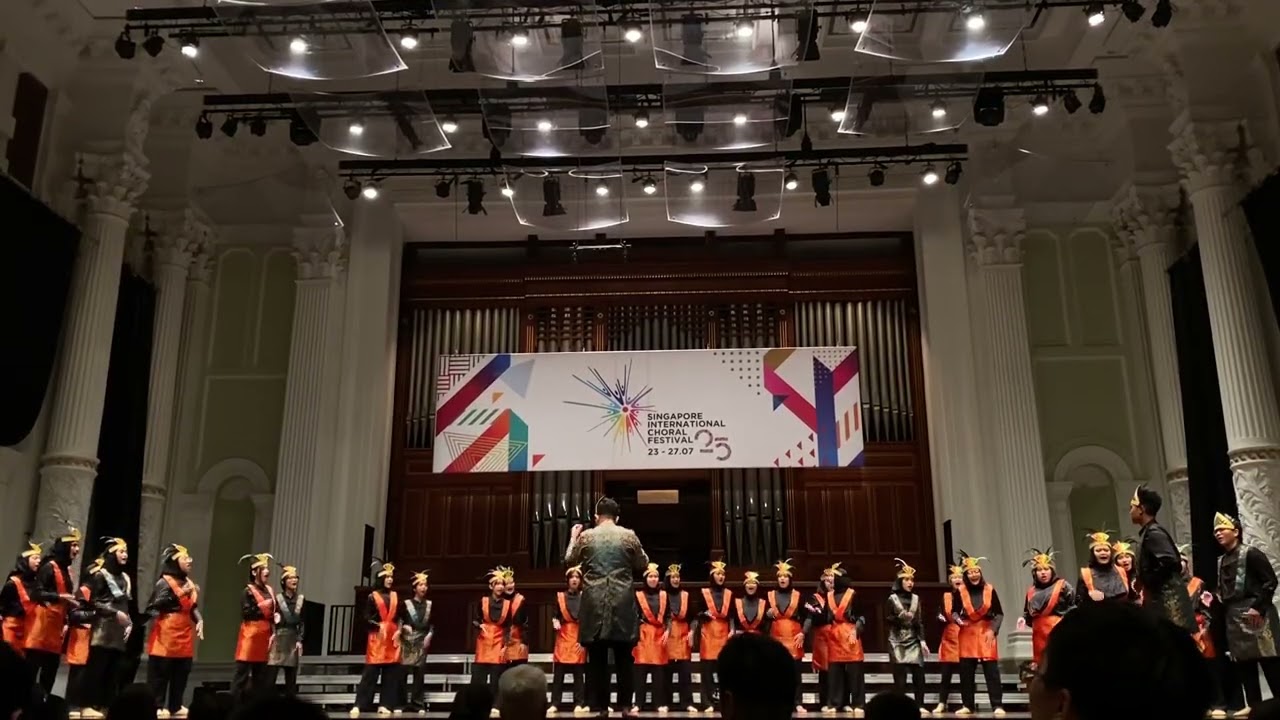 Orde e Maria Theresa Vizconde Roldan | Libels Voice Youth Choir (LIVO) , Indonesia