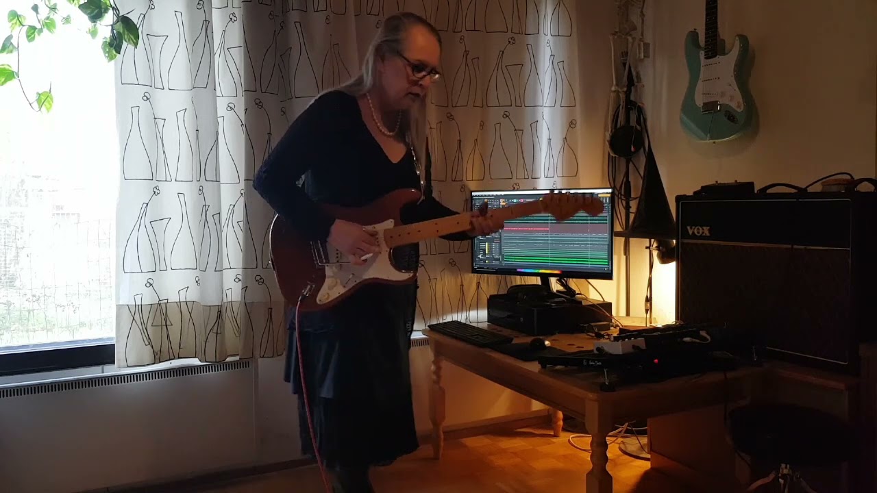 Yksi Ainoa Ikkuna - Katja-K (instrumental)
