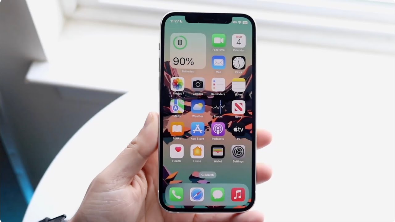 Стоит ли устанавливать iOS 26.2 на iPhone 12?