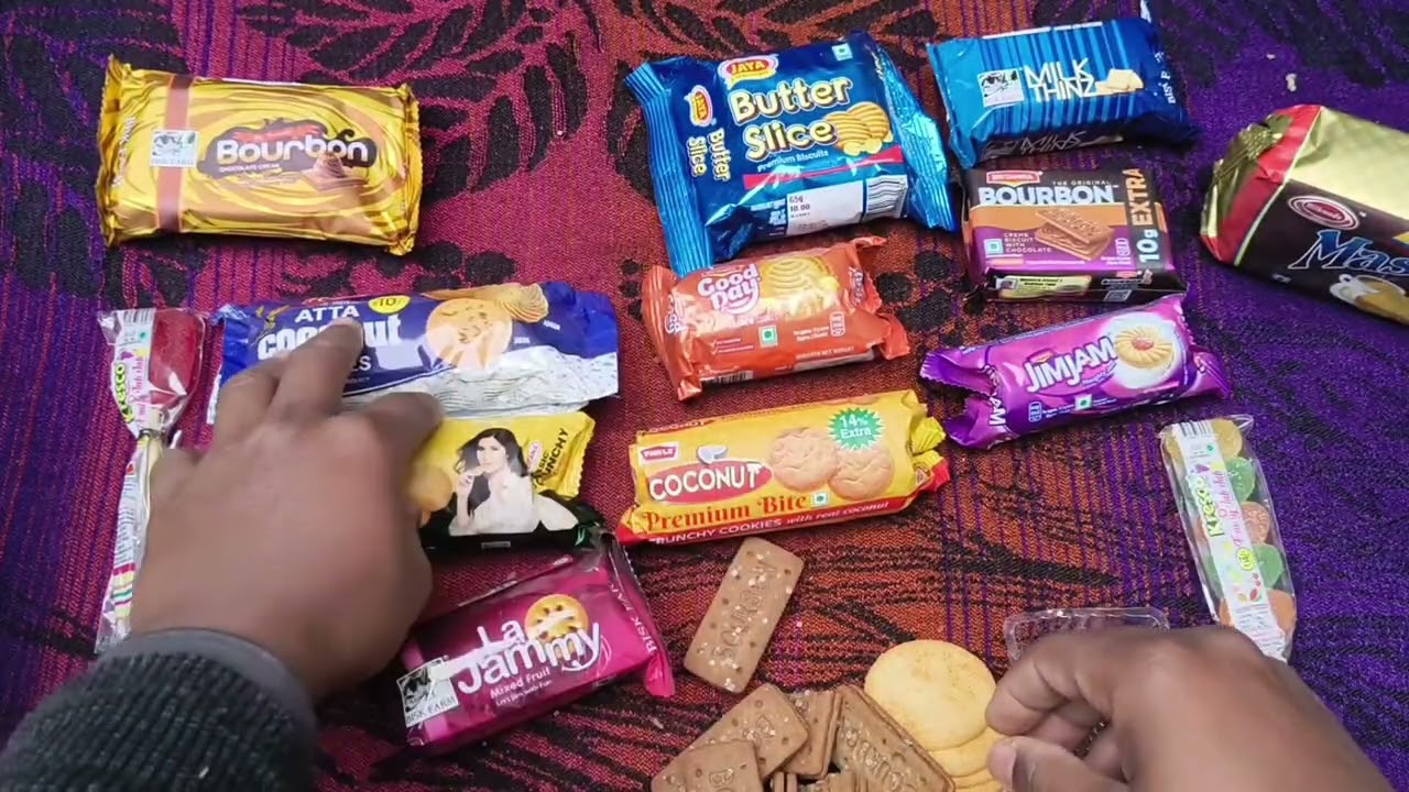 #Biscuit Unboxing for Kids - The Crunchy Adventure!