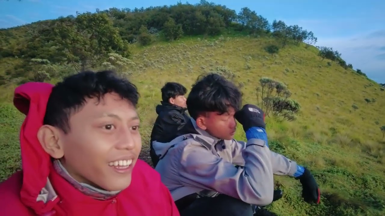 DAY 3 - BRAKFIAL SUMMIT MERBABU - Proud of YOU !!
