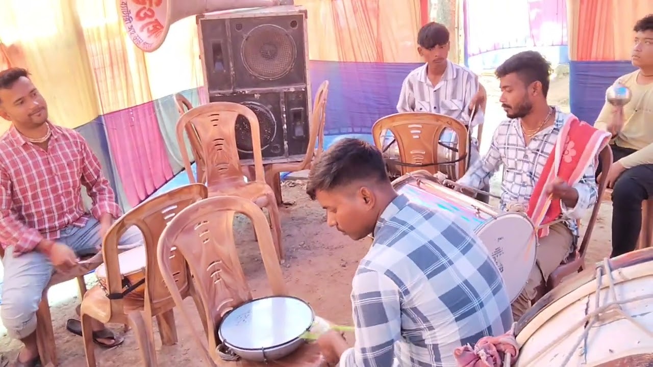 ঈশা নাপুর ব্যান্ড পার্টি M7584914111/9933171518