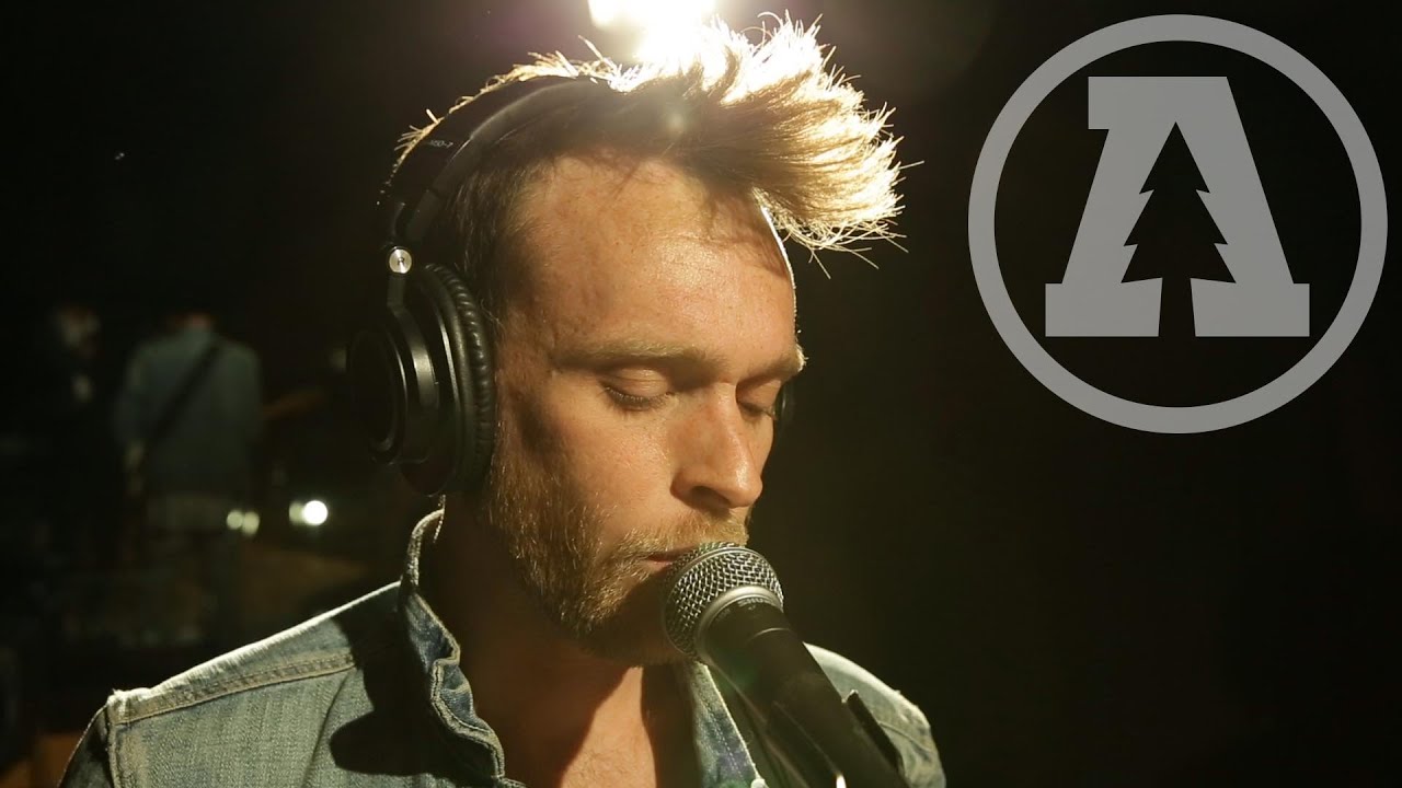 Penguin Prison - Show Me the Way | Audiotree Live