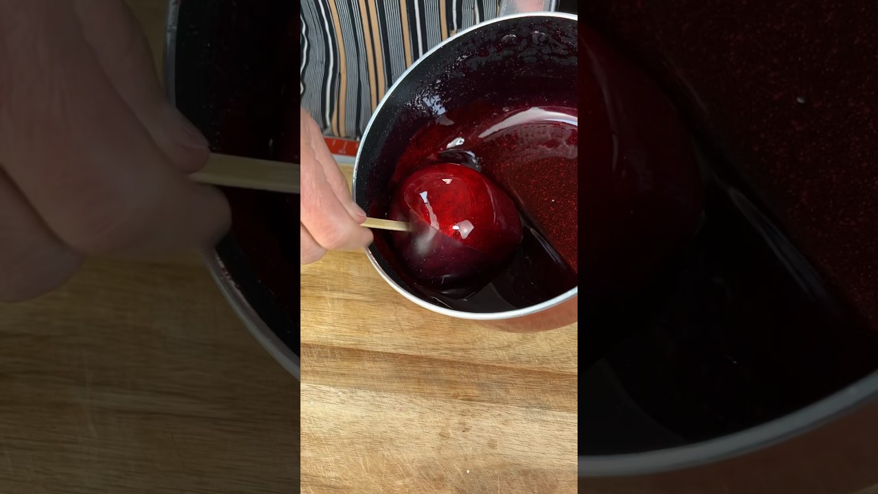 Desde que aprend&iacute; a preparar las Manzanas Acarameladas no las compro m&aacute;s en calle