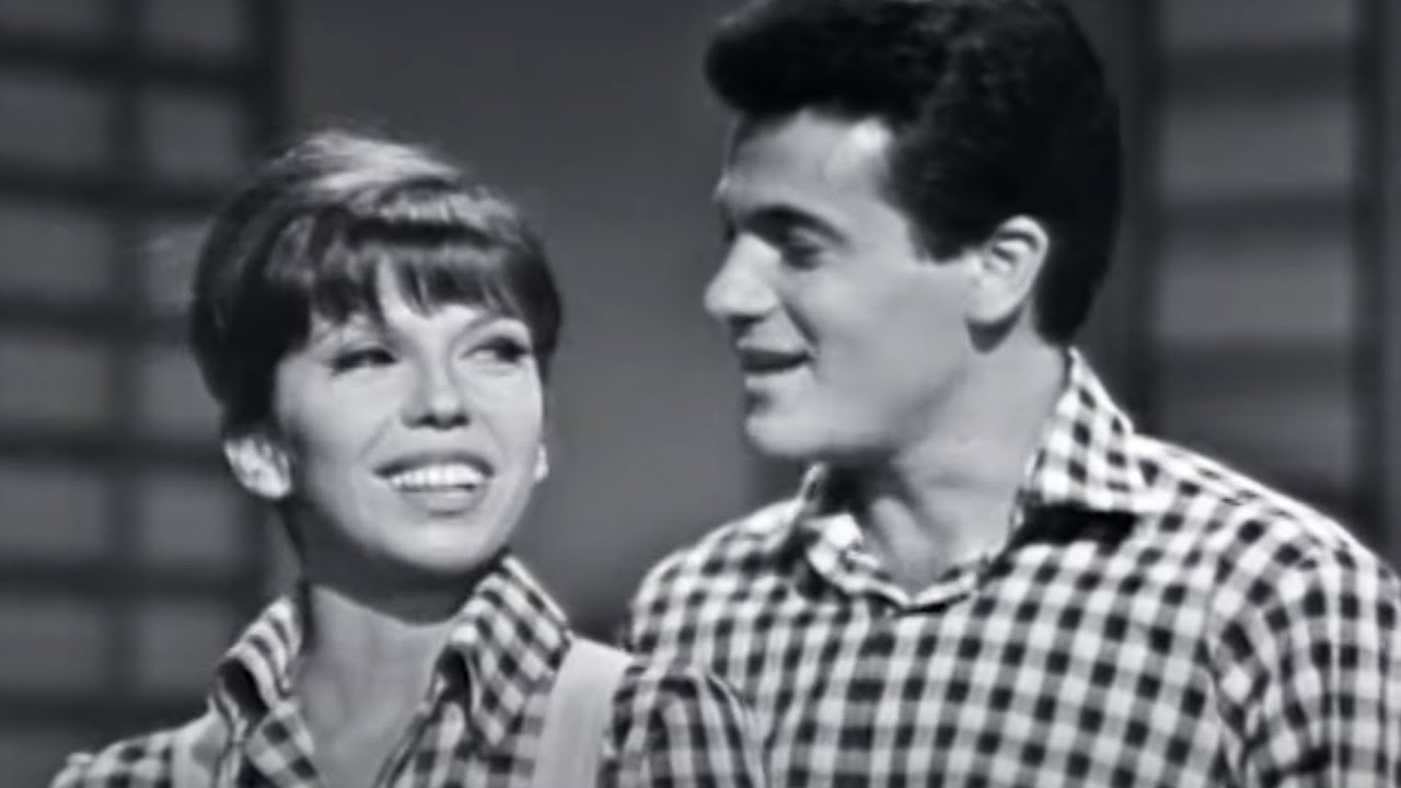 Nancy Sinatra & Tommy Sands 