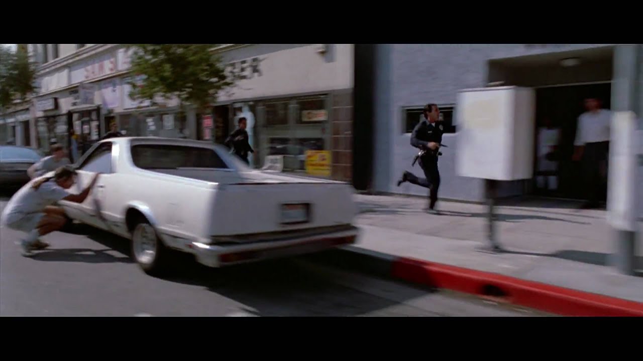 Reservoir Dogs - Mr Pink blasting his way out (HD)