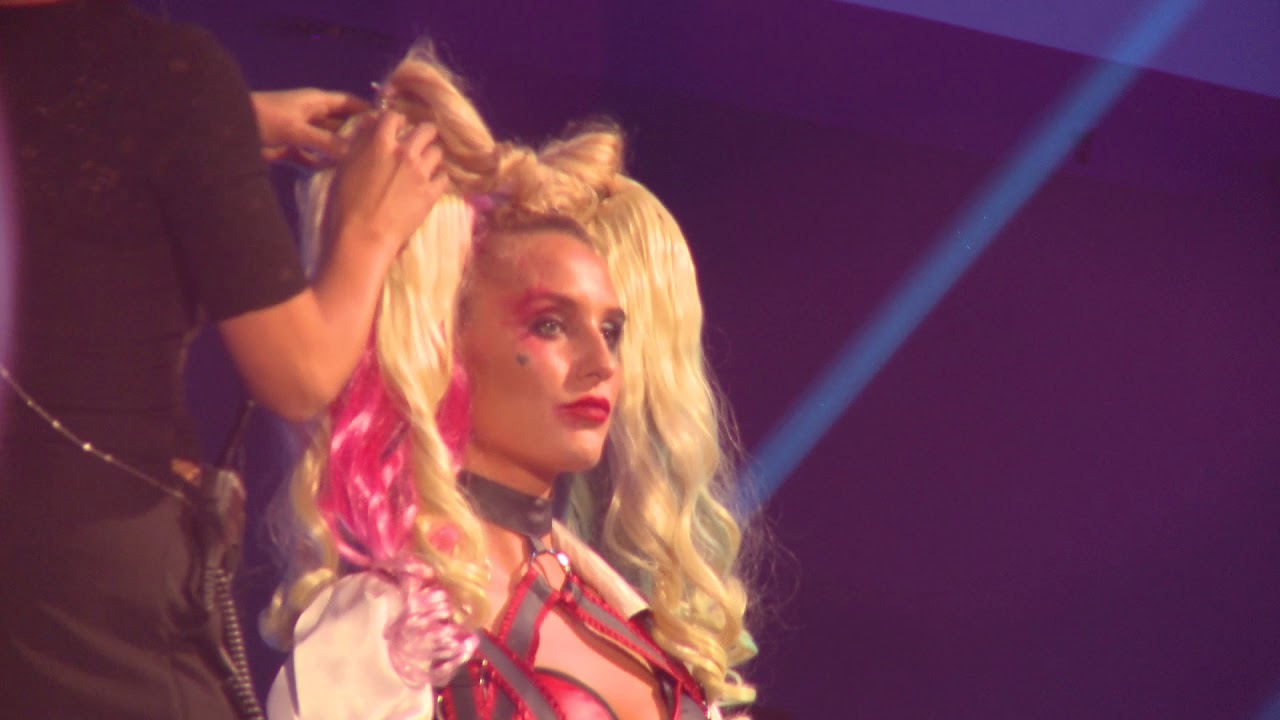 Haute Coiffure Comics Show by Stephan 2019 (Teaser)