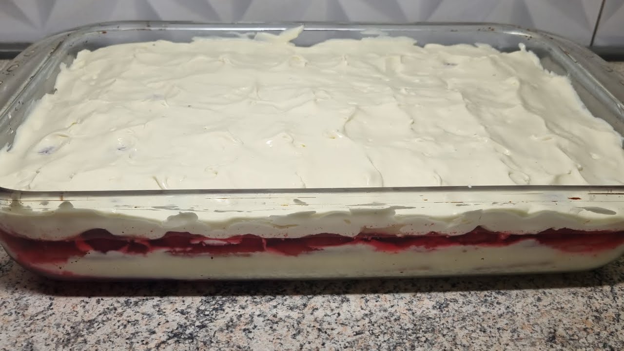 Sobremesa de Natal com morangos 🍓