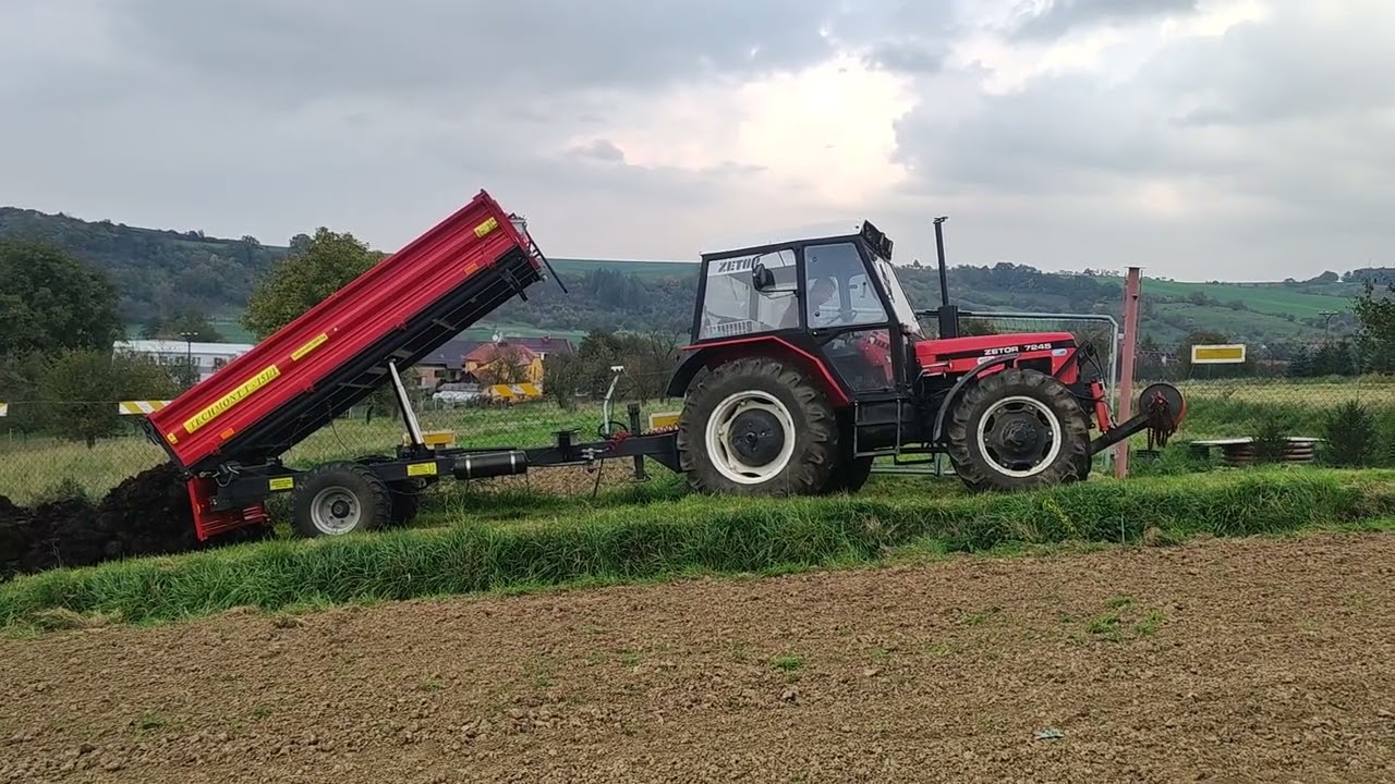 Zetor 7245 + Techmont 151/1 Vyklápění hnoje