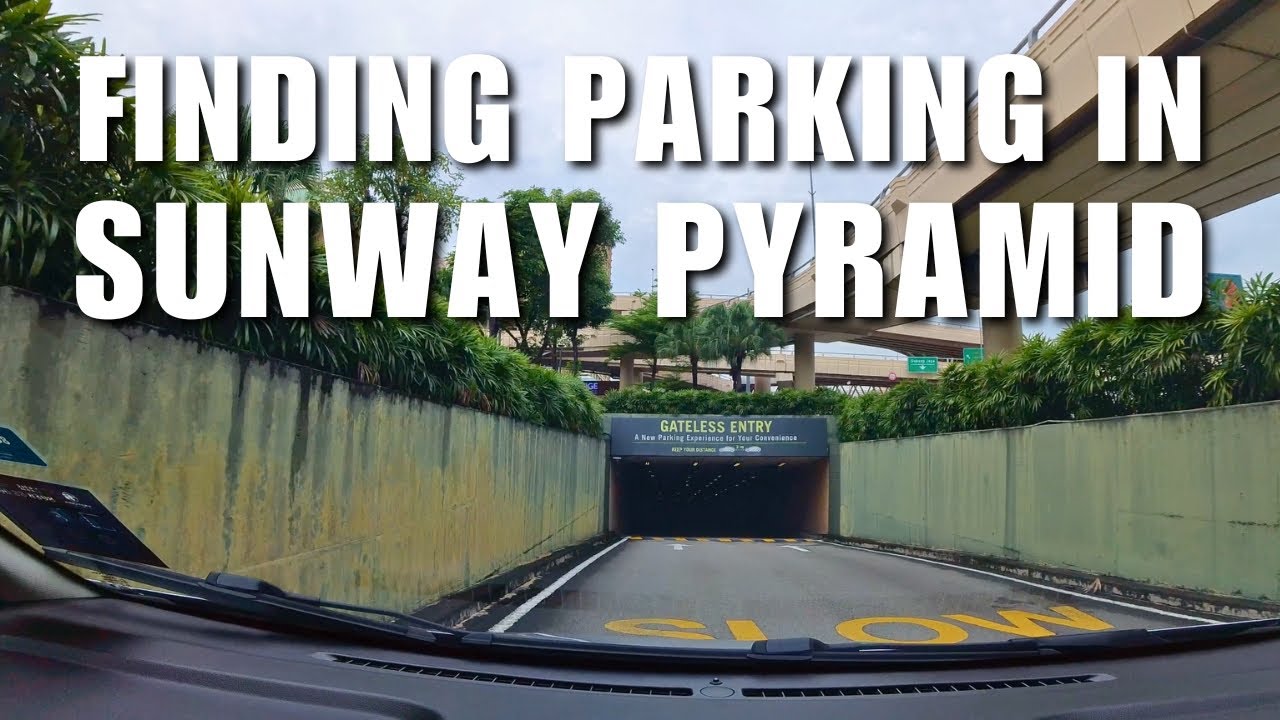 Finding Parking in Sunway Pyramid Shopping Mall (4K)