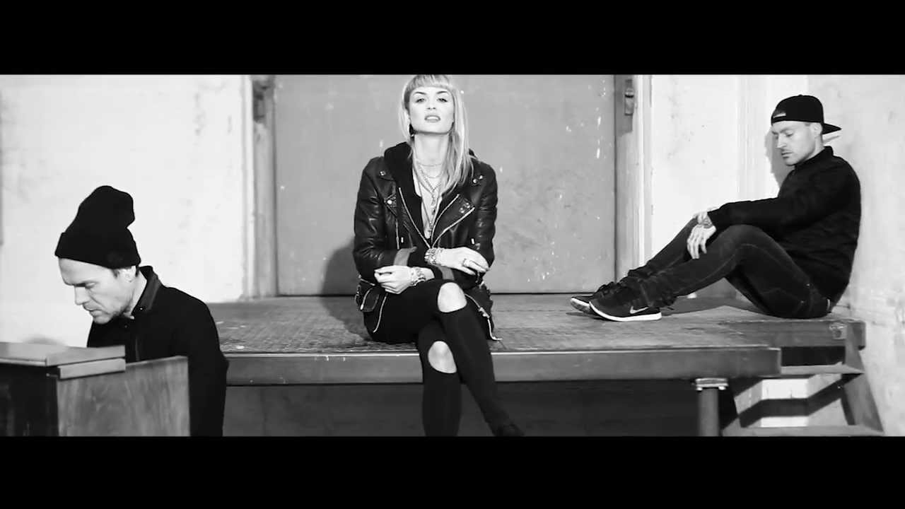 Electric Lady Lab - Hurts (Acoustic)