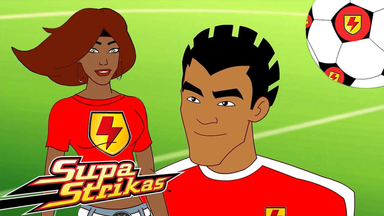 Aficionados en el campo⚽Supa Strikas Español⚽Temporada 1⚽