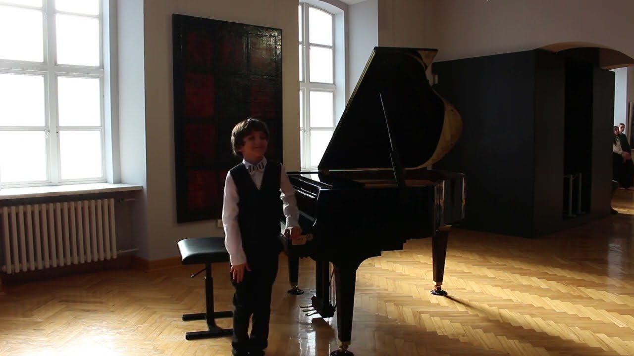 F. Chopin: Valse Brilliante Op.34 No.2 , Teodor Vujanic (8yo)