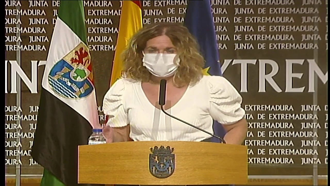 La directora general de Personal Docente, Ana Martín, sobre el inicio de las oposiciones docentes.