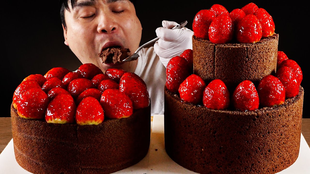 모두 새해 복 많이 받으세요! 새해 기념 달콤한 2단 스초생 먹방~!! chocolate cake