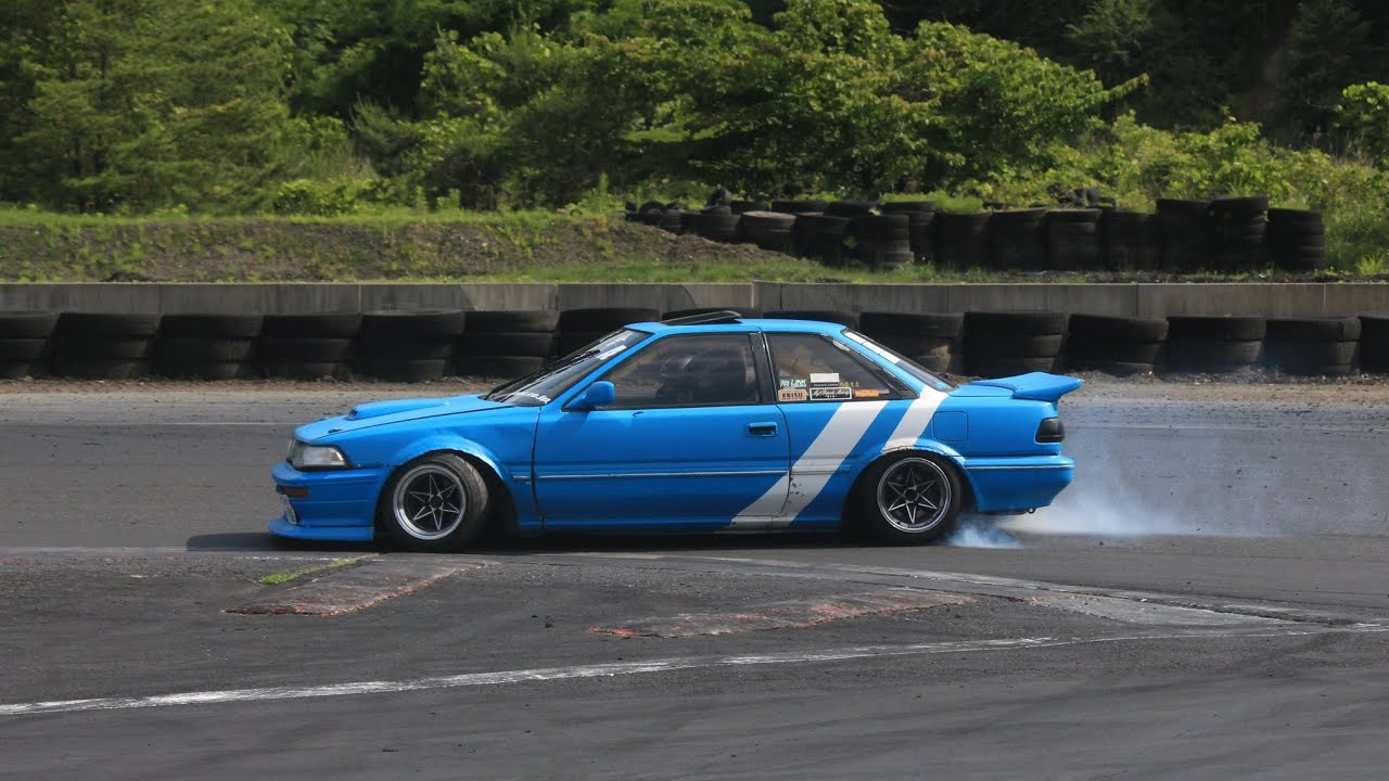AE92 gtz　COROLLA LEVIN FWD drift