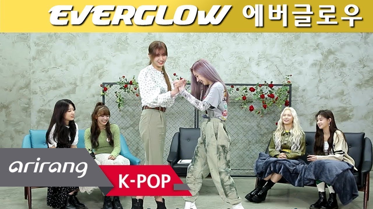 [Pops in Seoul] Ready? All light! EVERGLOW(에버글로우) Members' Self-Introduction