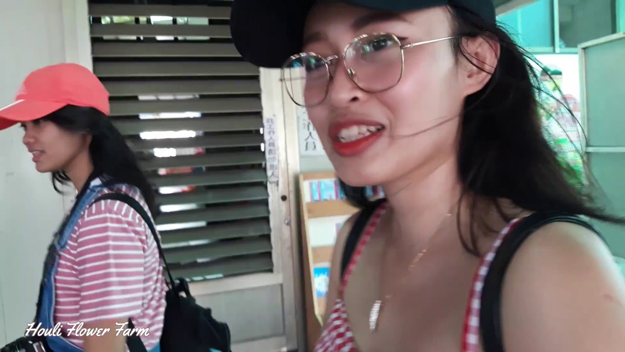 Houli Flower Garden and Taichung Rainbow Village; 50 Milk Tea! (TAIWAN DAY 3)