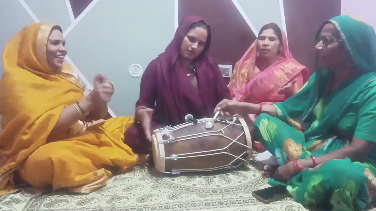 हमारे चैनल शिव भक्ति भजन को सब्सक्राइब करें मुंह पर कृपा करो राधा की सजन संसार पालने वाले