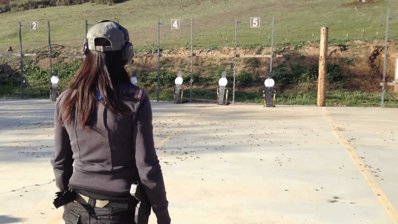 Learning to Shoot @ my FIRST Class with Glock 19 Shooting Steel
