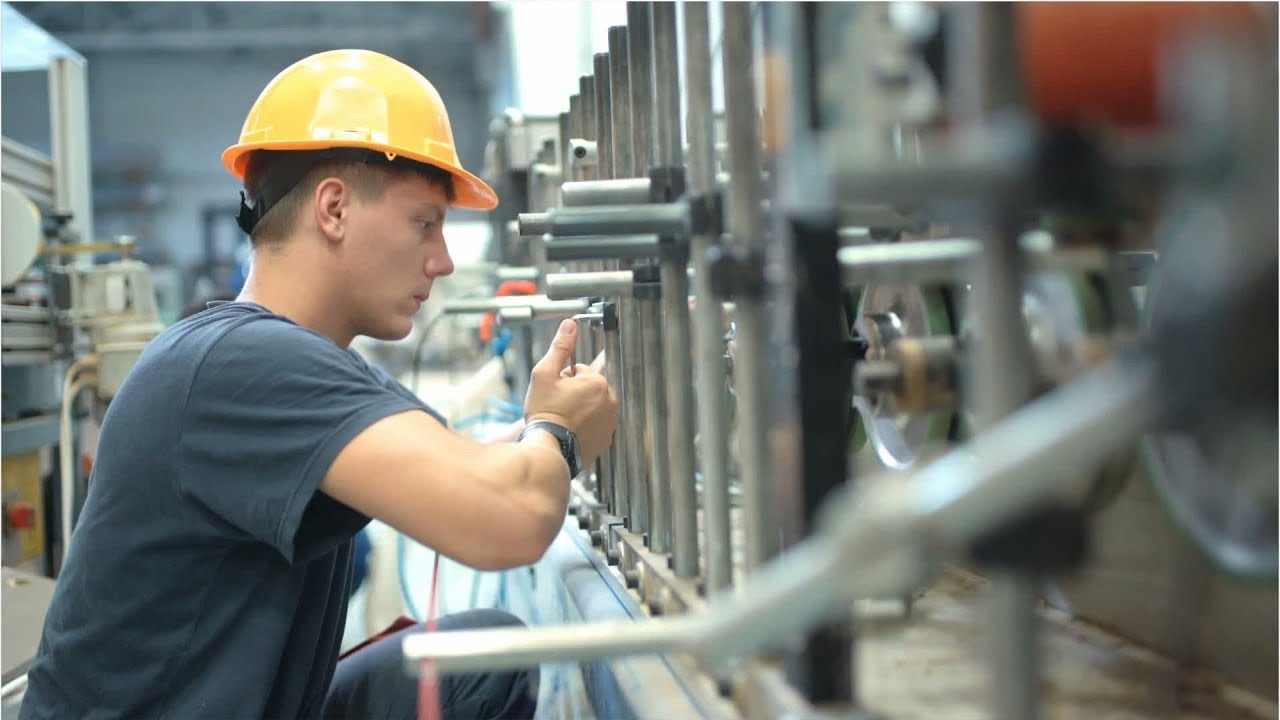 Millwrights, Industrial Machinery Mechanics and Maintenance Workers Career Video
