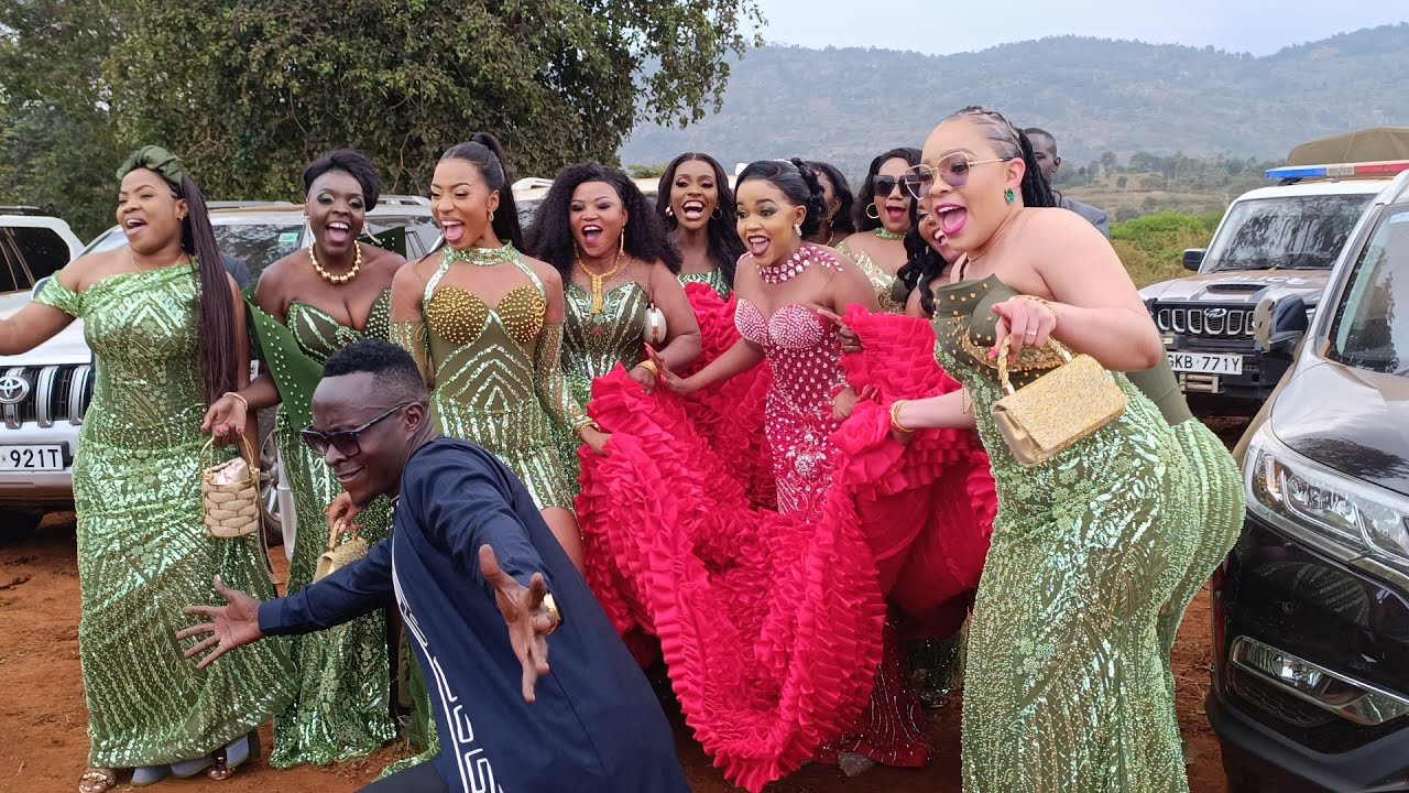 THE BAHATIS STYLIST GRAND ENTRANCE AT THEIR WEDDING HOSTED BY OBINNA
