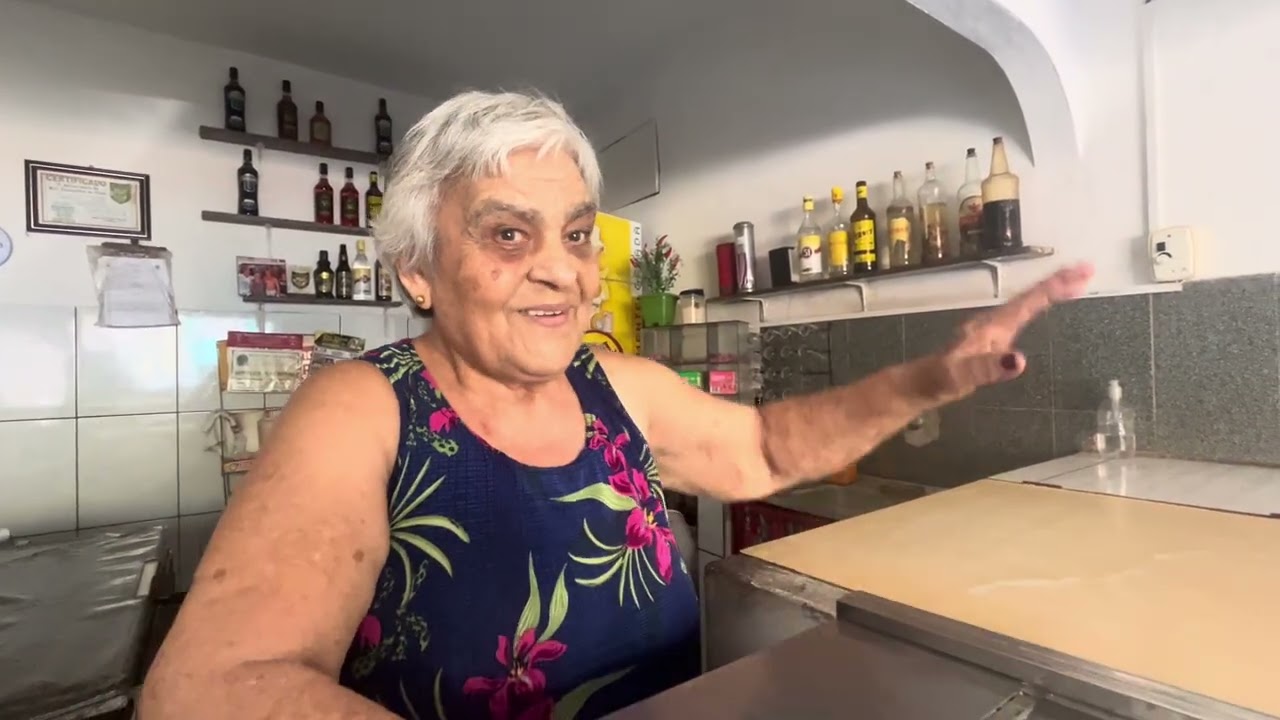 Dona Simoa, 37 anos administra o bar em Anchieta