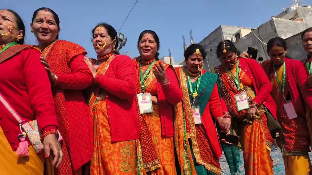 29वां उतरैणी बुराड़ी में धुम महिला कीर्तन मंडली द्वारा झौड़ा 