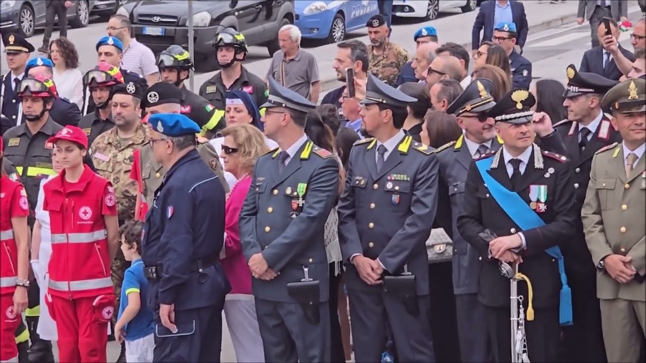 Filmato fasi salienti Caserta 2 giugno 2024 ricorrenza festa della Repubblica al Monumento ai Cadudi