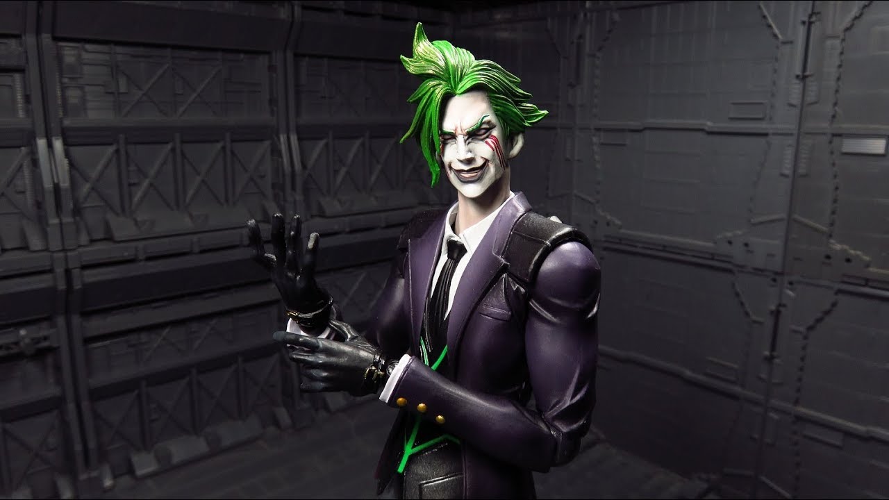 Play Arts Kai: Joker by Tetsuya Nomura Figure Review