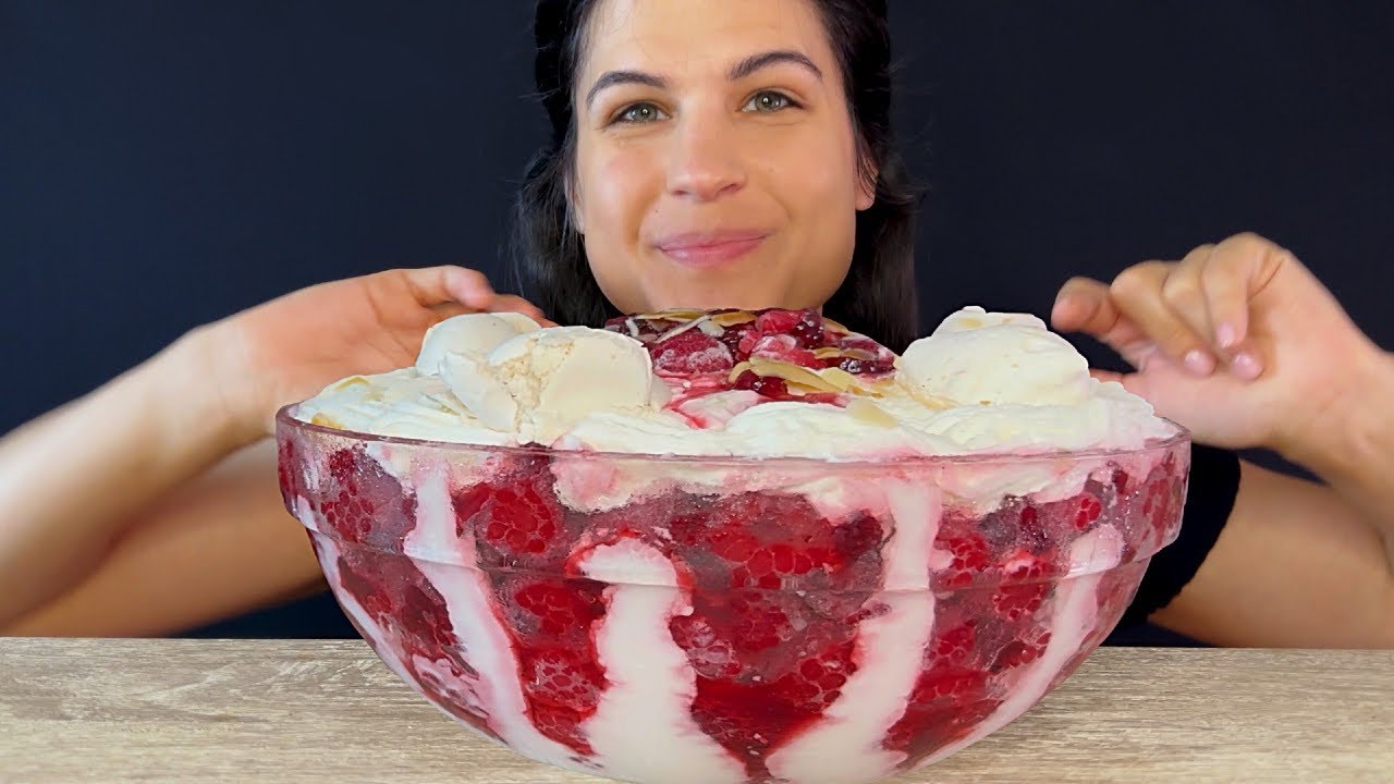 RASPBERRY MERINGUE BOWL | MUKBANG | ASMR | EATING SOUNDS